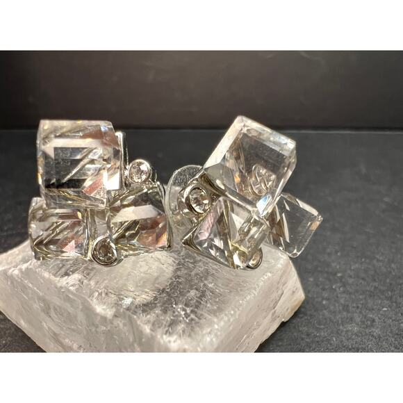 Vintage Silver Tone Crystal Cube Rhinestone Cluster Earrings - Picture 9 of 14